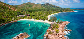 lemuria-seychelles-aerial-view-12-Petite%20vignette.jpg