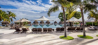 Manava%20Beach%20resort%20%26%20Spa%20Moorea%20-%20pool%20(2)-Petite%20vignette.jpg