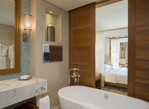 https://img.hotelissima.com/medias/27483-x1920/_.jpg