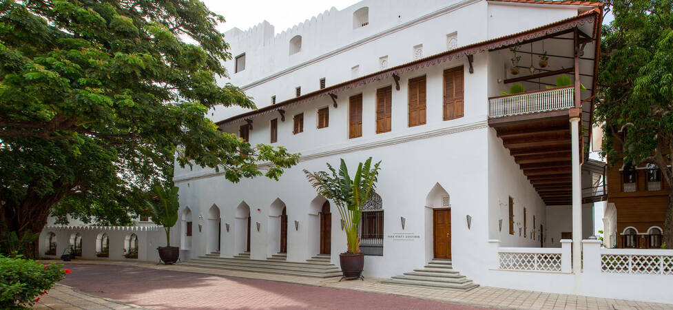 https://img.hotelissima.com/medias/27487-x1920/_.jpg