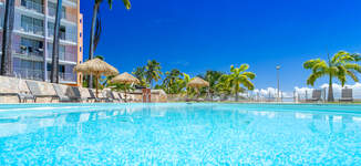 Piscine%207-Petite%20vignette.jpg