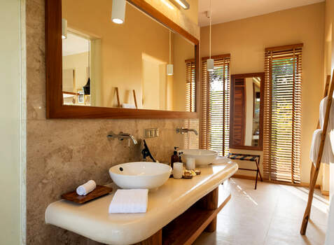 https://img.hotelissima.com/medias/33833-x1920/_.jpg