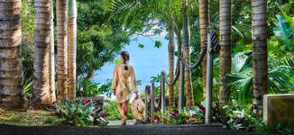 PalmHotelSpa-Escalier-Lodge-Petite%20vignette.jpg