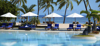 Sofitel%20Mauritius%20L'Imperial%20Resort%20%26%20Spa%20Aug21%20-%20Main%20Pool%20Day%20Shot-Petite%20vignette.jpg
