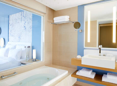 https://img.hotelissima.com/medias/36136-x1920/_.jpg
