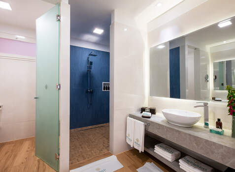 https://img.hotelissima.com/medias/36483-x1920/_.jpg