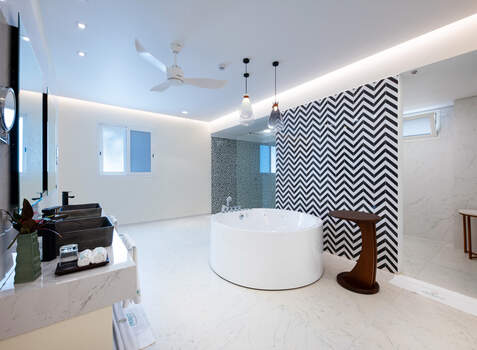 https://img.hotelissima.com/medias/36488-x1920/_.jpg