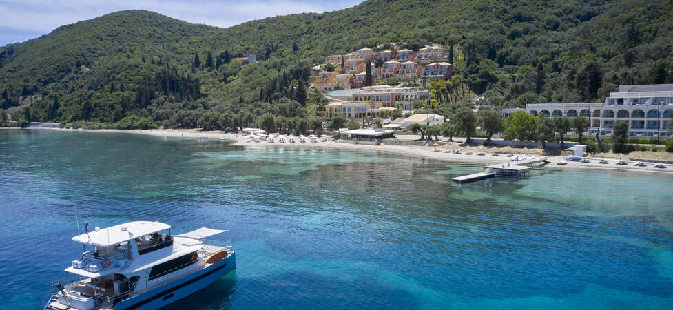 https://img.hotelissima.com/medias/36750-x1920/_.jpg