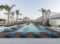 pool1-Grande%20vignette.JPG