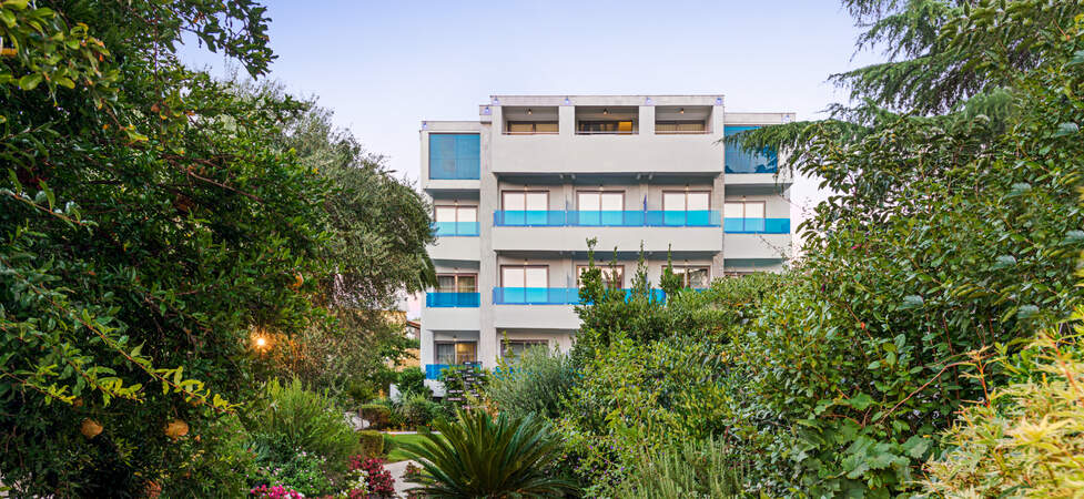https://img.hotelissima.com/medias/37198-x1920/_.jpg