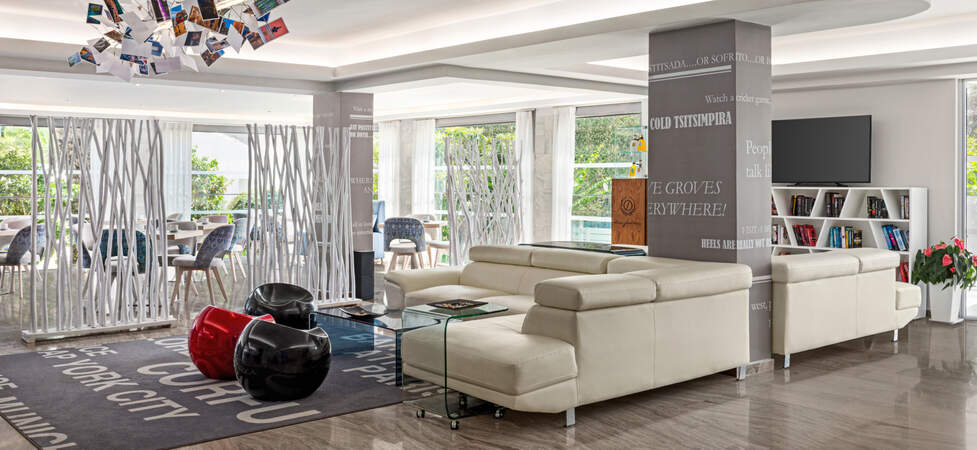 https://img.hotelissima.com/medias/37200-x1920/_.jpg