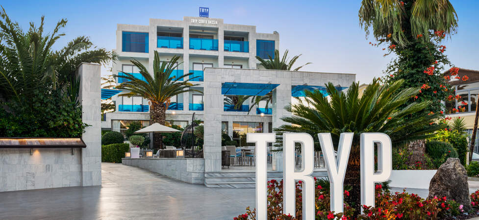 https://img.hotelissima.com/medias/37201-x1920/_.jpg