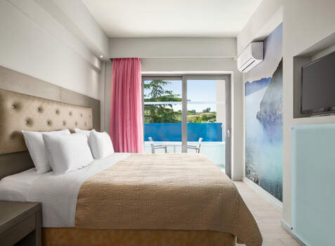 https://img.hotelissima.com/medias/37208-x1920/_.jpg
