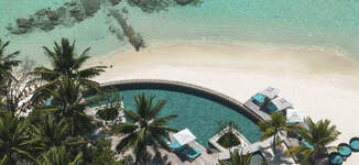 moofushi-maldives-cc-2022-pool-view-01_hd-Grande.jpg