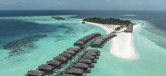 moofushi-maldives-cc-2022-aerial-view-03_hd-Petite%20vignette.jpg