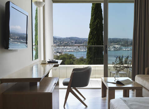 https://img.hotelissima.com/medias/40415-x1920/_.jpg