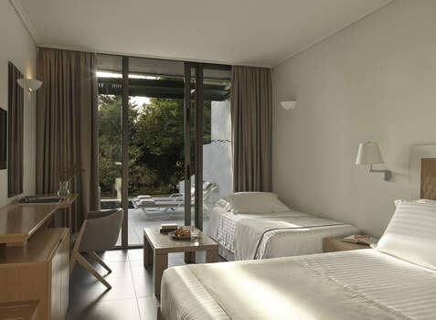 https://img.hotelissima.com/medias/40417-x1920/_.jpg