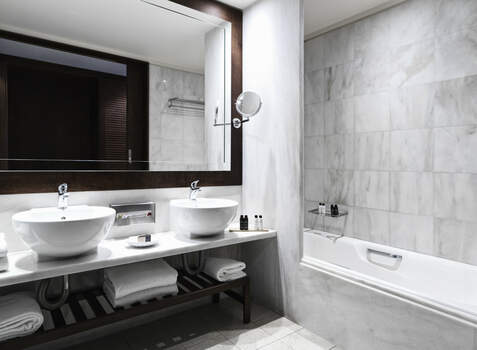 https://img.hotelissima.com/medias/40431-x1920/_.jpg
