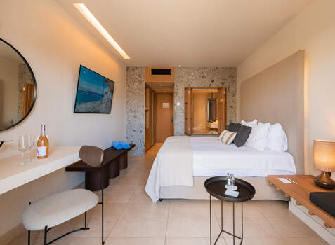 https://img.hotelissima.com/medias/42379-x1920/_.jpg