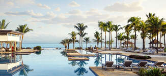 The%20Westin%20Turtle%20Bay%20Resort%20%26%20Spa%20Mauritius%20-%20Main%20Pool-Petite%20vignette.jpg