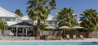 9.Pool.Playa.Dec21%EF%BF%BDWEBCOM-Petite%20vignette.jpg