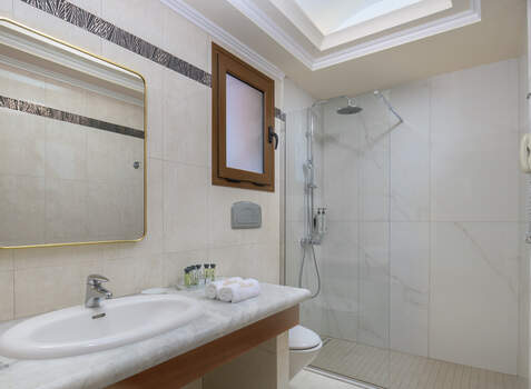 https://img.hotelissima.com/medias/44293-x1920/_.jpg