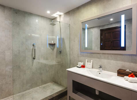 https://img.hotelissima.com/medias/44599-x1920/_.jpg
