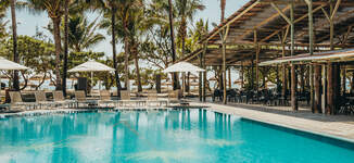 CBR-Main-Pool-2-Petite%20vignette.jpg