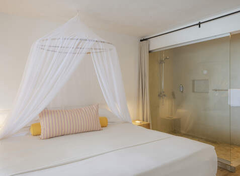 https://img.hotelissima.com/medias/44834-x1920/_.jpg