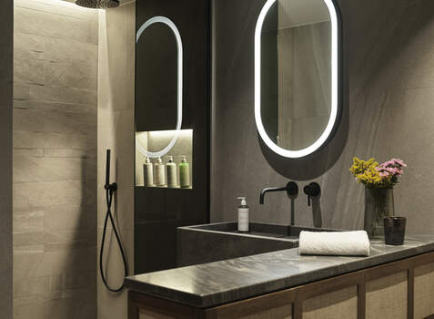 https://img.hotelissima.com/medias/44883-x1920/_.jpg