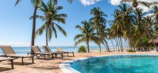 Main%20Pool%201-Petite%20vignette.jpg