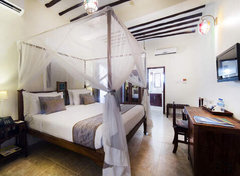 https://img.hotelissima.com/medias/45489-x1920/_.jpg