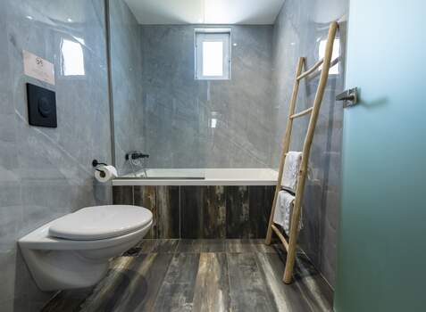 https://img.hotelissima.com/medias/45580-x1920/_.jpg