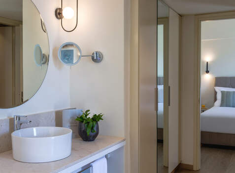https://img.hotelissima.com/medias/45606-x1920/_.jpg
