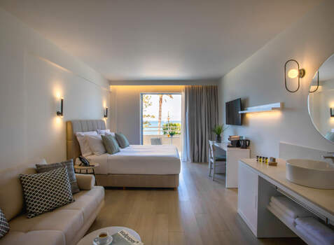 https://img.hotelissima.com/medias/45621-x1920/_.jpg