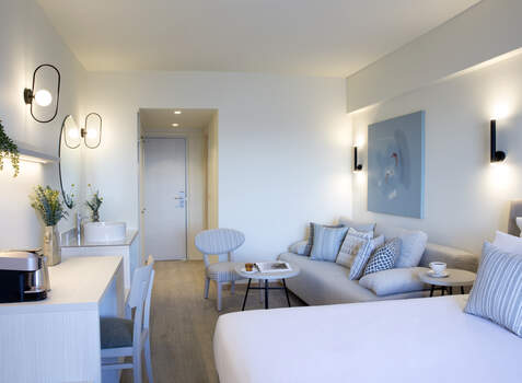 https://img.hotelissima.com/medias/45625-x1920/_.jpg