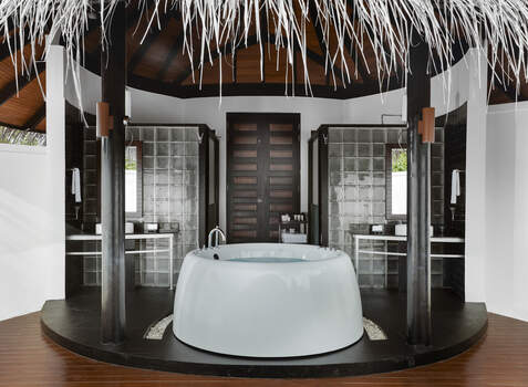 https://img.hotelissima.com/medias/45812-x1920/_.jpg