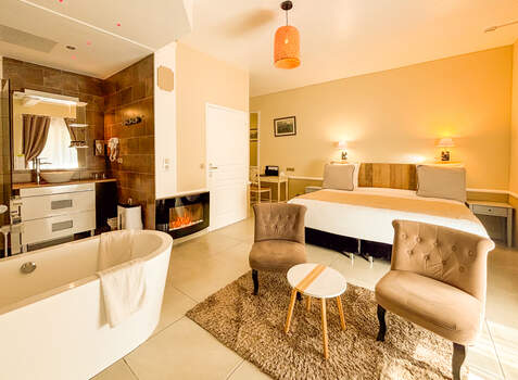 https://img.hotelissima.com/medias/45985-x1920/_.jpg