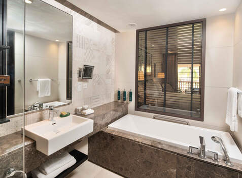 https://img.hotelissima.com/medias/46040-x1920/_.jpg
