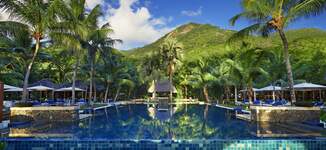 Swimming%20Pool-Petite%20vignette.jpg