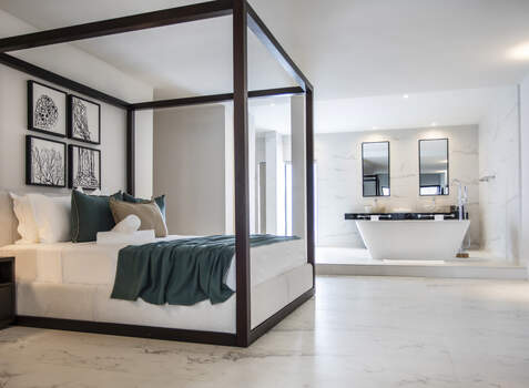 https://img.hotelissima.com/medias/46377-x1920/_.jpg