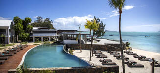 SDBH%20-%20Pool%20and%20Beach%203-Grande.jpg