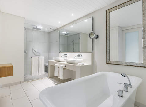 https://img.hotelissima.com/medias/46511-x1920/_.jpg