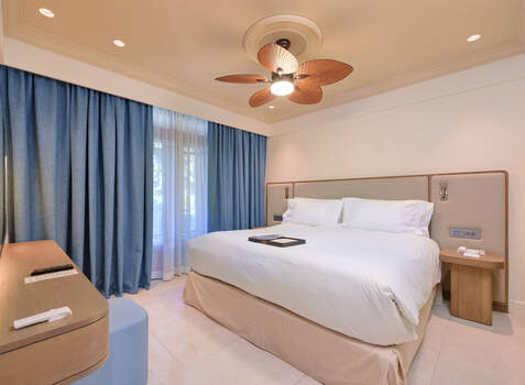 https://img.hotelissima.com/medias/46555-x1920/_.jpg