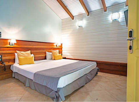 https://img.hotelissima.com/medias/46800-x1920/_.jpg