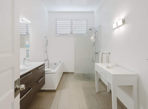 https://img.hotelissima.com/medias/46820-x1920/_.jpg