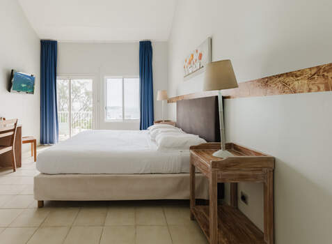 https://img.hotelissima.com/medias/46828-x1920/_.jpg