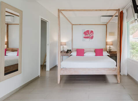 https://img.hotelissima.com/medias/46831-x1920/_.jpg
