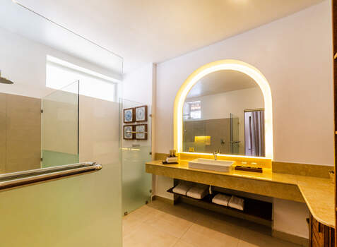 https://img.hotelissima.com/medias/46854-x1920/_.jpg