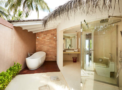 https://img.hotelissima.com/medias/47058-x1920/_.jpg